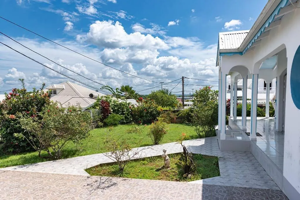 Nouveau - Villa Du Soleil Baie-Mahault 0*,